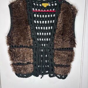 Lulumari Crochet Fur Vest – Festival Boho Vibes